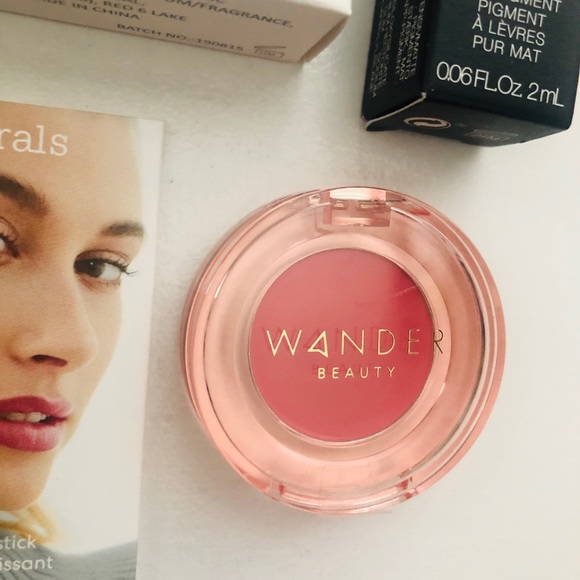 lip set - Picture 4 of 6